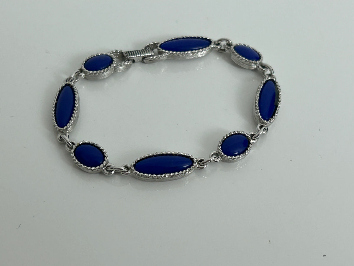 Vintage 1960s SARAH COVENTRY Silver Tone & Blue Cabochon Glass Stone Set Bracelet