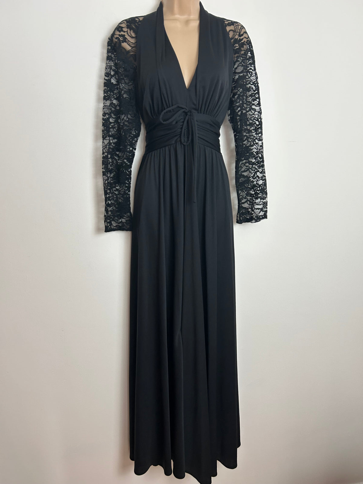 Vintage 1970s Size 10 Black Lace Bodice Long Sleeve Tie Waist Occasion Evening Maxi Dress