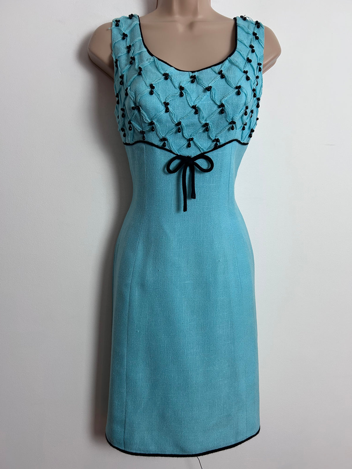 Vintage 1960s ANNE CLEMENT, NICE UK Size 8 Pale Blue Black Bead & Bow Detail Dress