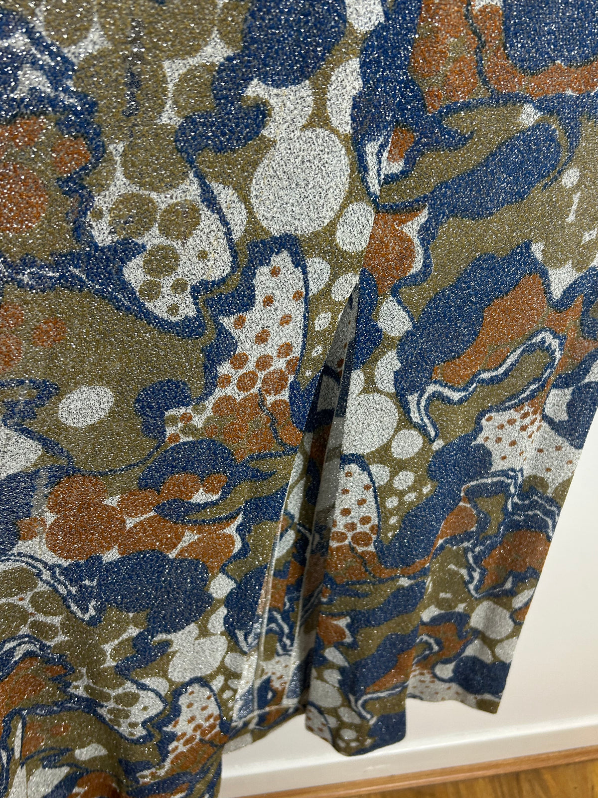 Vintage 1970s SKIVA Size 8 Blue & Brown Tones Abstract Print Lightweight Lurex Criss Cross Tie Fastening Maxi Dress