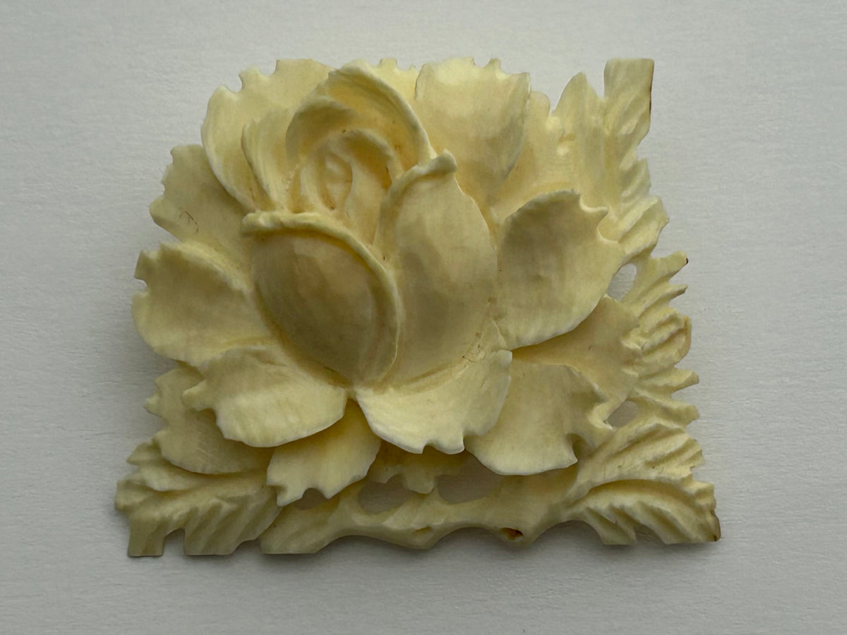 Vintage 1950s Pretty Celluloid Carved Rose Pin Brooch