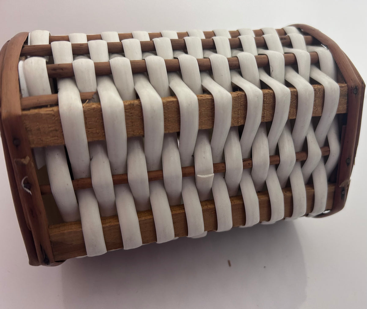 Vintage 1950s Cute Wooden & White Woven Cherries Detail Box Bag