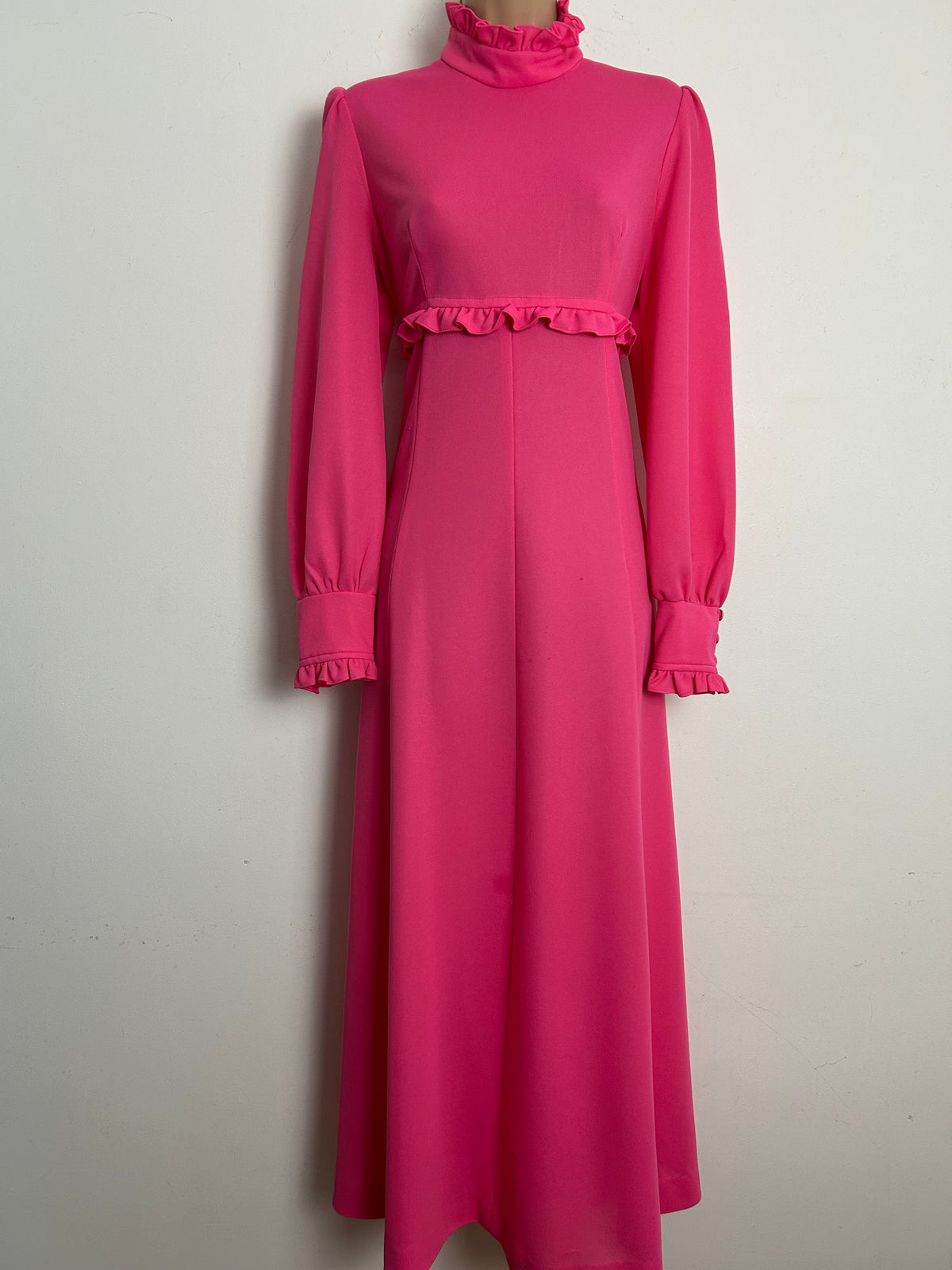 Vintage 1970s Size 10-12 Hot Pink High Neck Long Sleeve Maxi Dress