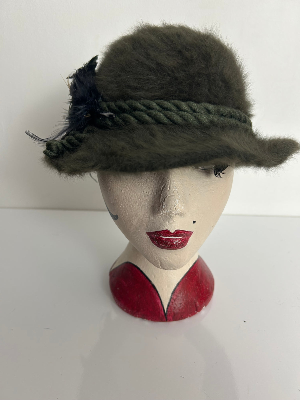 Vintage Austrian Dark Moss Green Angora Mix Rope Braid & Feather Trim Trilby Style Hat