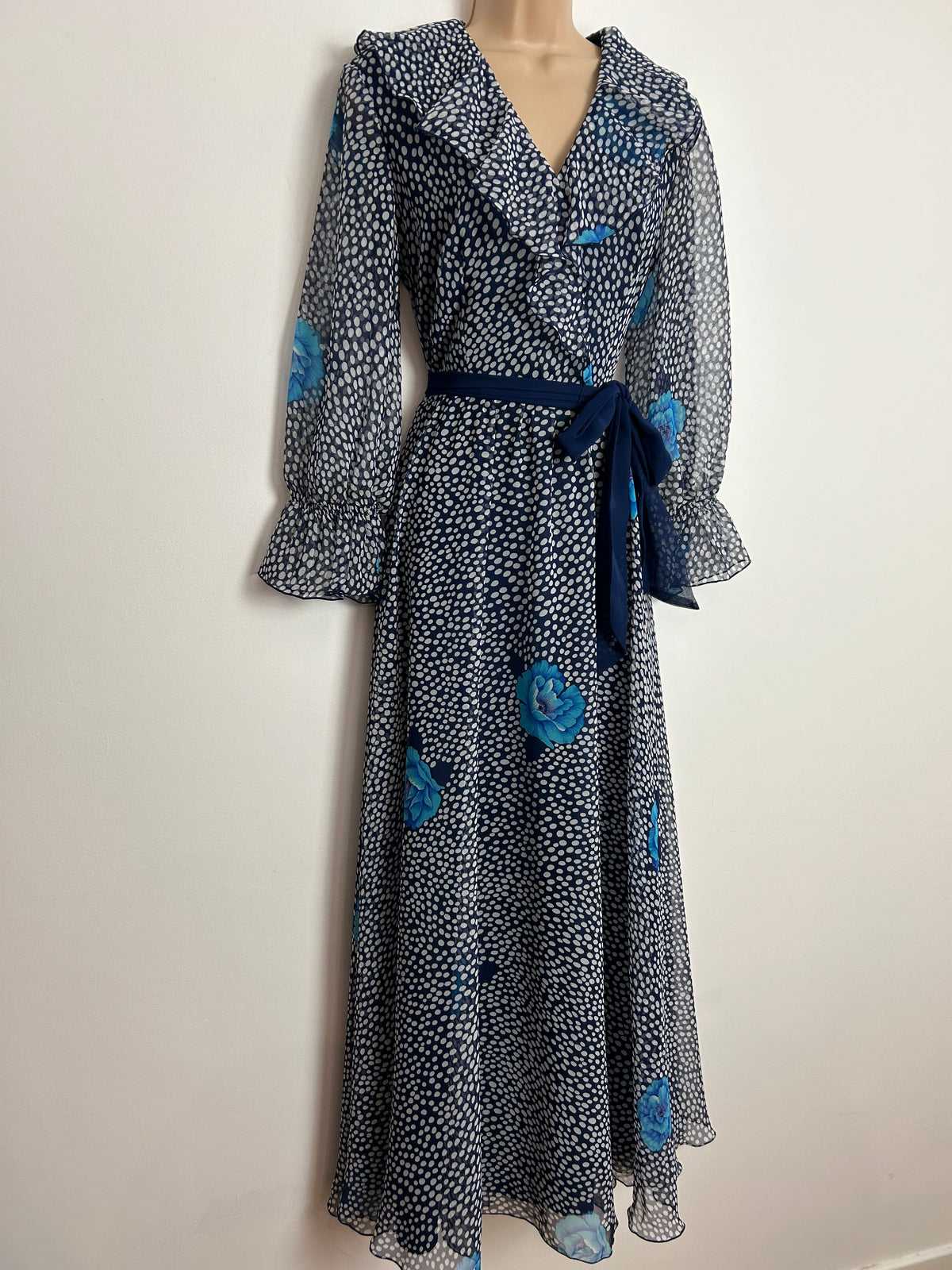 Vintage 1970s UK Size 10 Pretty Navy Blue & White Spot Print Long Sleeve Belted Boho Maxi Dress