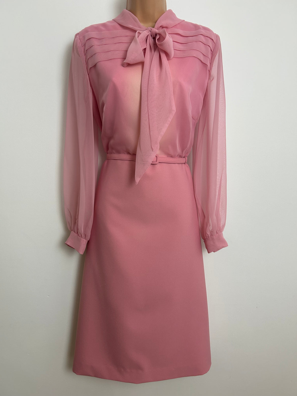 Vintage 1960s PEGGY FRENCH COUTURE Size 12 Pale Pink Pussy Bow Tie Mod Dress & Matching Jacket