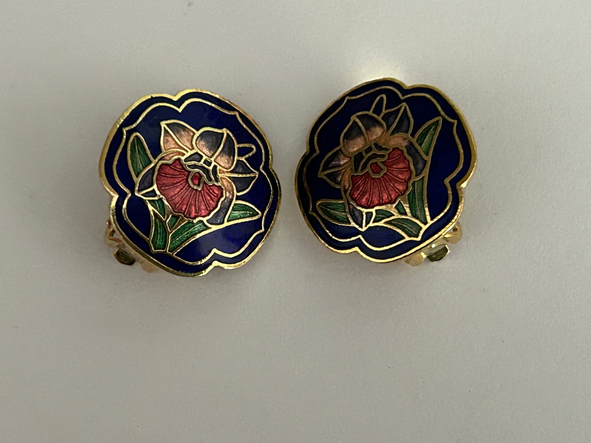 Vintage 1980s Pretty Gold Tone & Cloisonne Enamel Flower Pattern Clips On Earrings