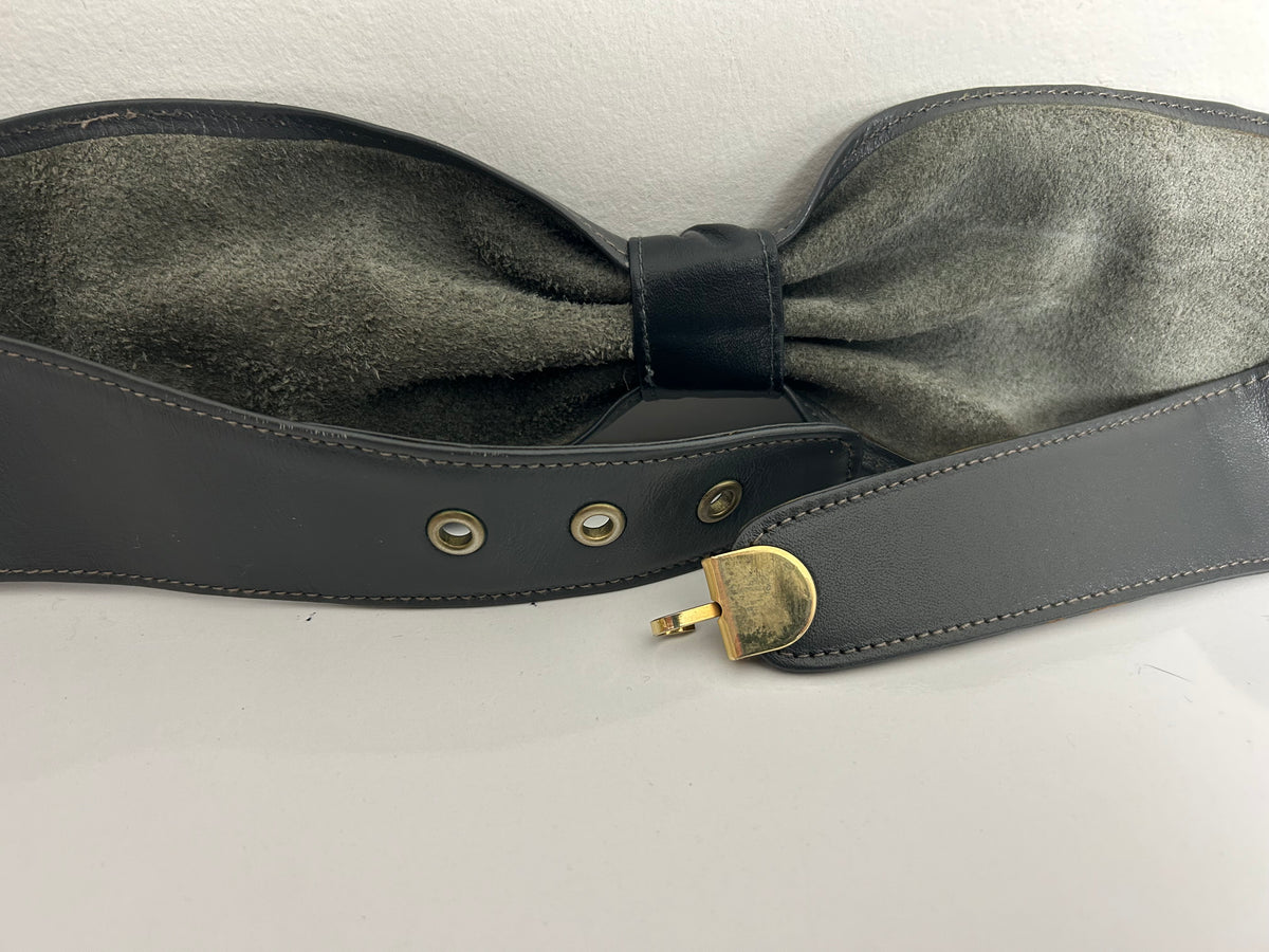 Vintage 1980s STEPHEN COLLINS Grey Leather Bow Detail Cinch Belt 30" Waist
