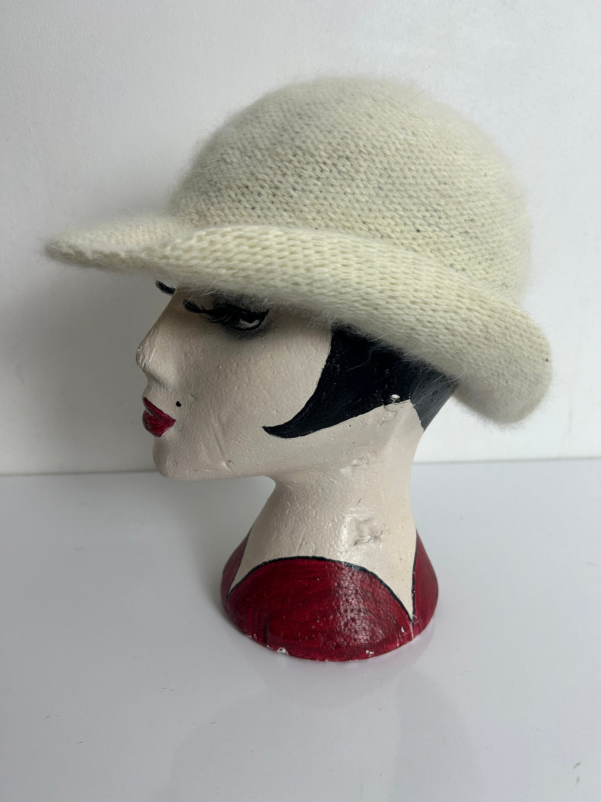 Vintage 1970s Cream Angora & Wool Mix Fedora Style Hat