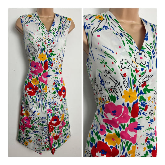Vintage 1960s Size 10 White Blue Pink & Green Floral Print Mod Summer Shift Dress