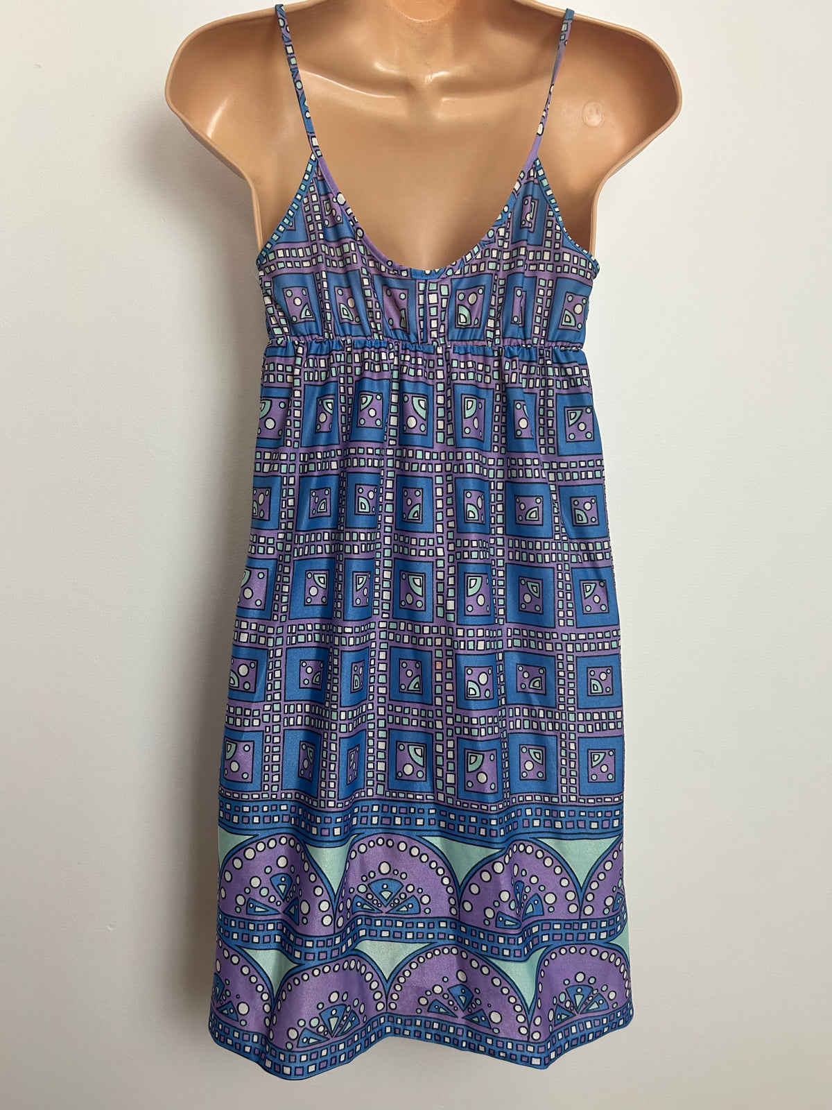 Vintage 1970s PIPPA DEE Size 8 Blue Lilac & Mint Green Geo Print Summer Sun Dress