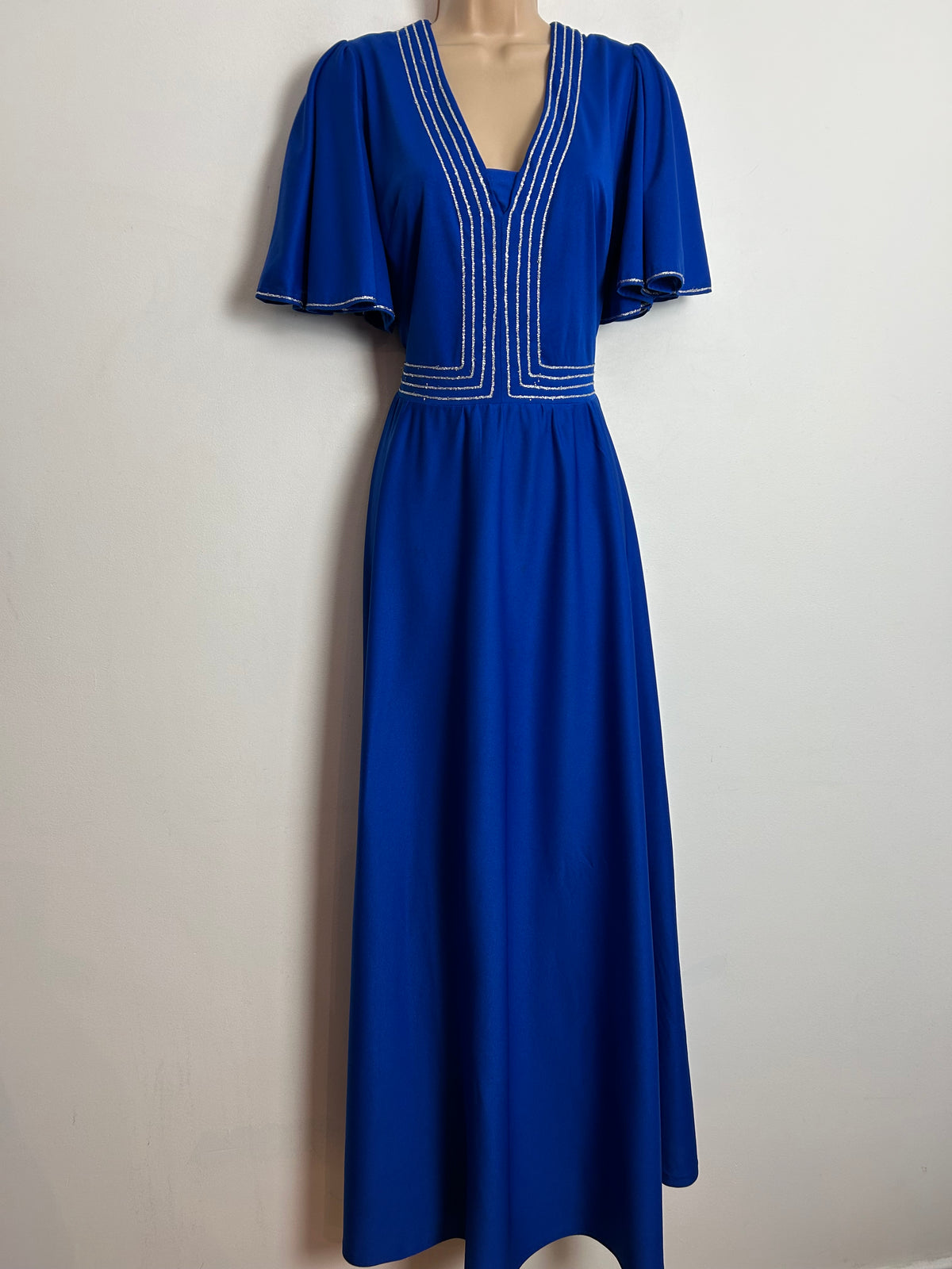 Vintage 1970s THE HOUSE OF NICHOLAS UK Size 14 Royal Blue & Silver Piping Trim Flutter Sleeve Evening Dress