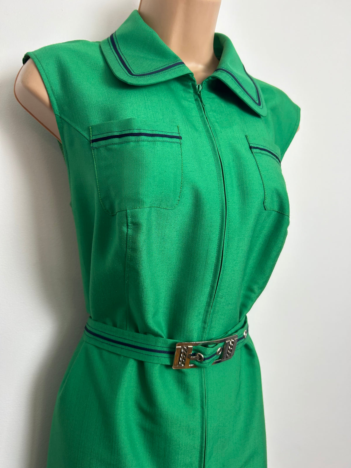 Vintage 1970s Size 14-16 Green & Black Braid Trim Pocket Detail Belted Mod Dress