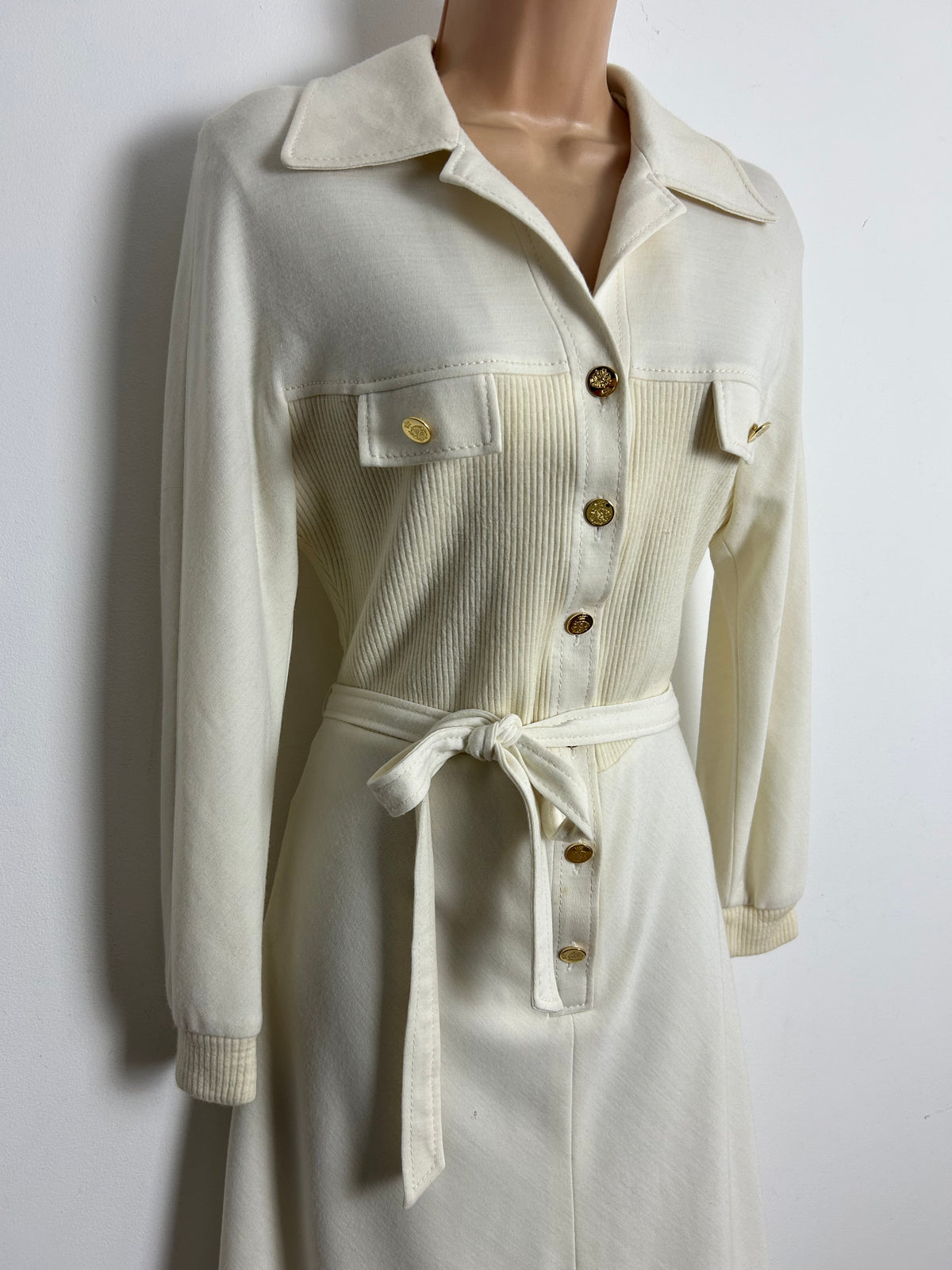 Vintage 1970s Size 12 Cream Ribbed Pocket Detail 100% Pure Wool Belted Mod Day Dress