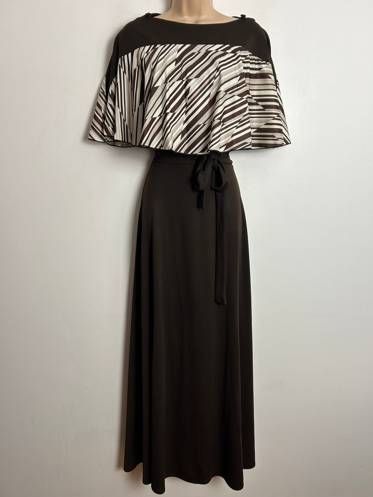 Vintage 1970s DEVONSHIRE LADY UK Size 14-16 Brown & Cream Stripe Print Cape Sleeve Belted Maxi Dress