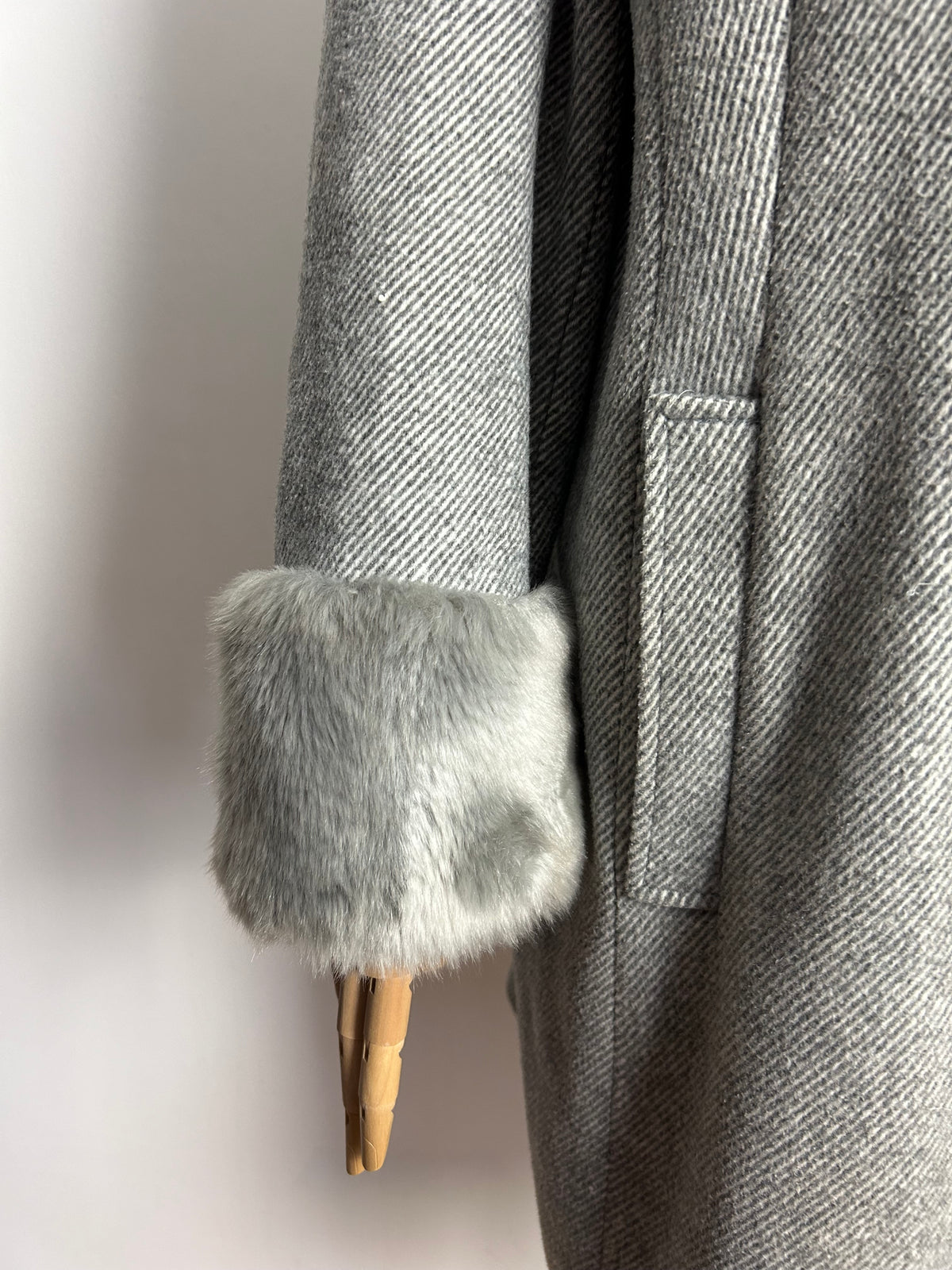 Gorgeous JACQUES VERT Size 14 Grey Wool Mix Faux Fur Trimmed Funnel Neck Double Breasted Coat