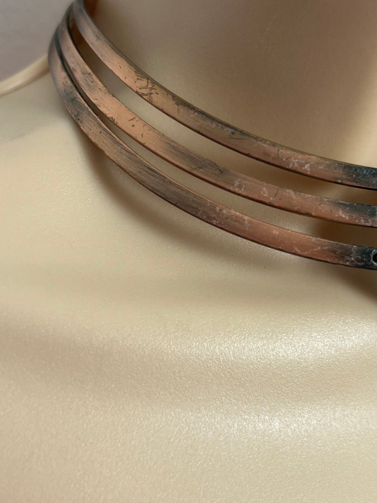 Vintage 90s Bronze Colour Base Metal Enamel & Diamante Set Choker Necklace