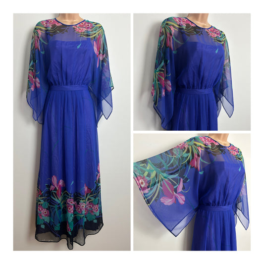 Vintage Late 1970s Size 8-10 Blue & Pink Floral Print Wide Short Sleeve Pleated Boho Maxi Dress