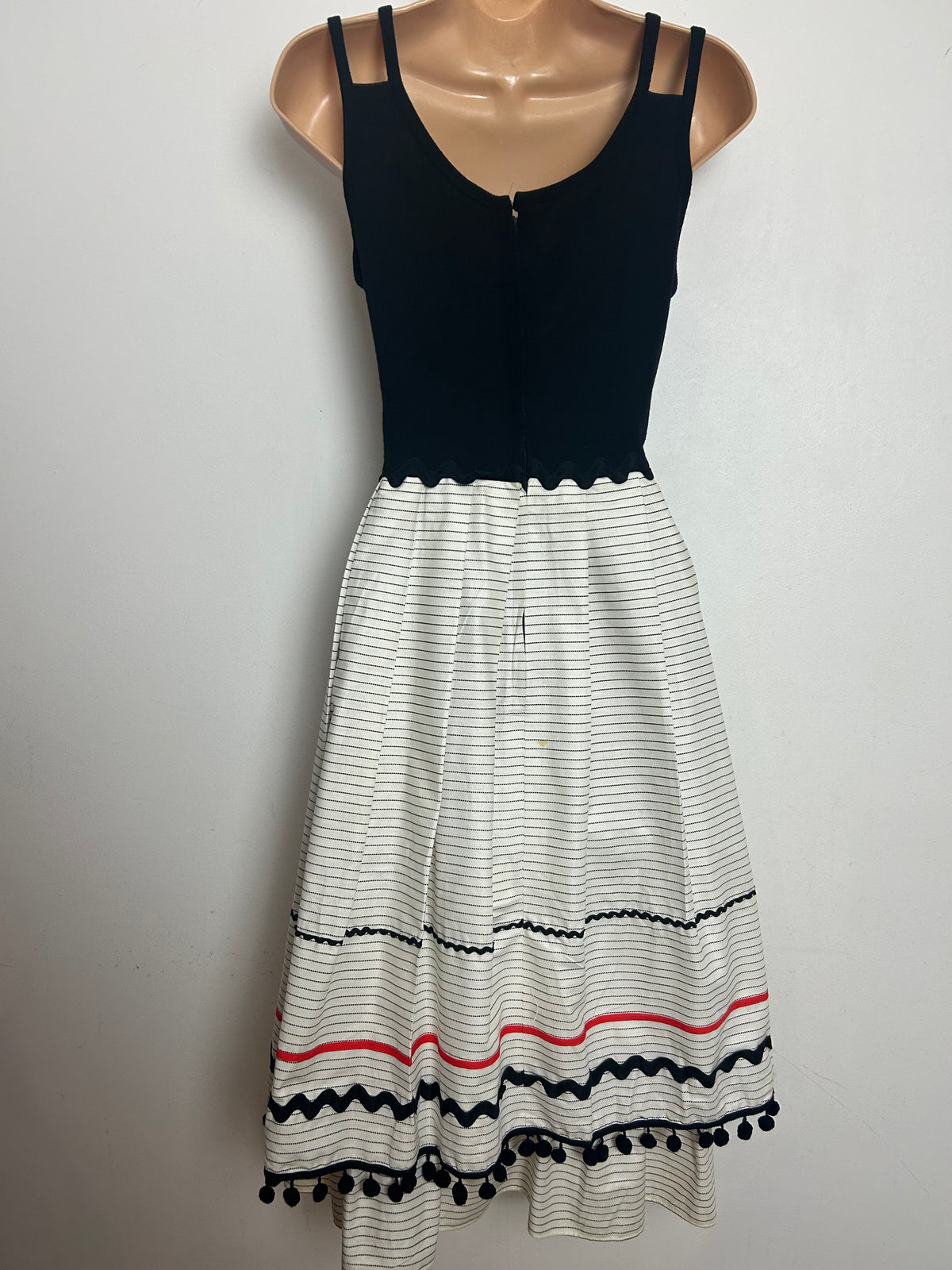 Vintage 1970s IAN PETERS Size 10-12 Black & Cream Ric Rac & Pom Pom Trim Pleated Dress