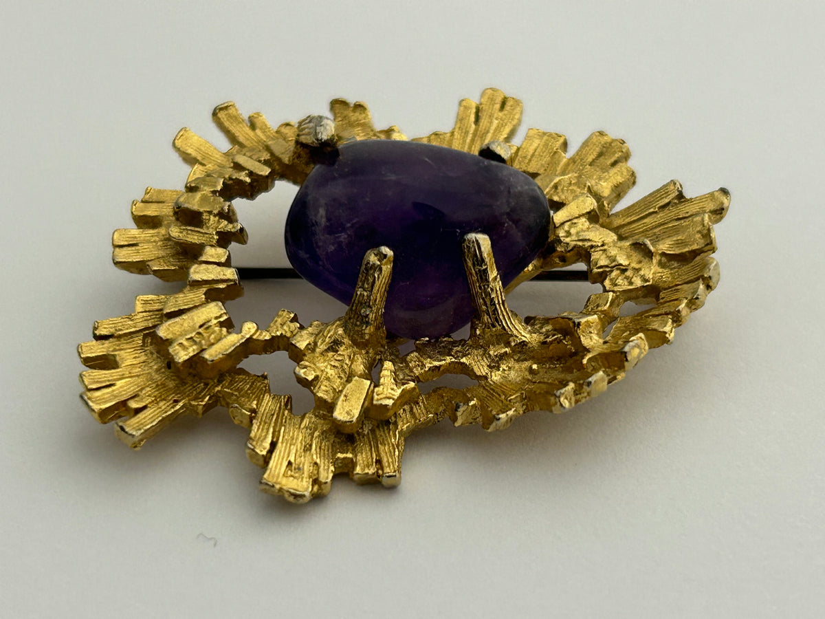 Vintage HOLLYWOOD Signed Gold Tone Brutalist Purple Glass Stone Set Brooch