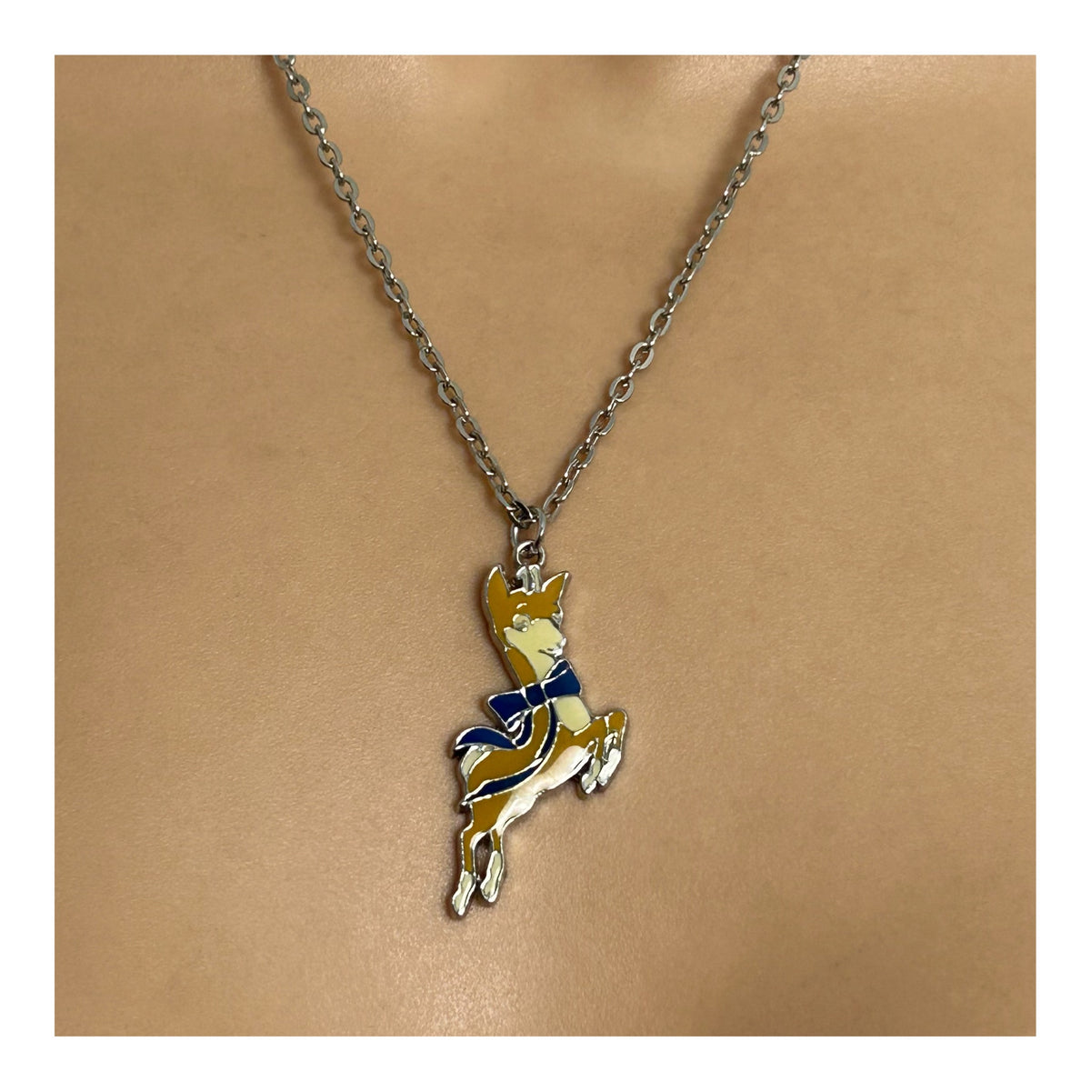 Vintage 1970s Collectable Retro Kitsch BABYCHAM Enamel Deer Pendant & Necklace