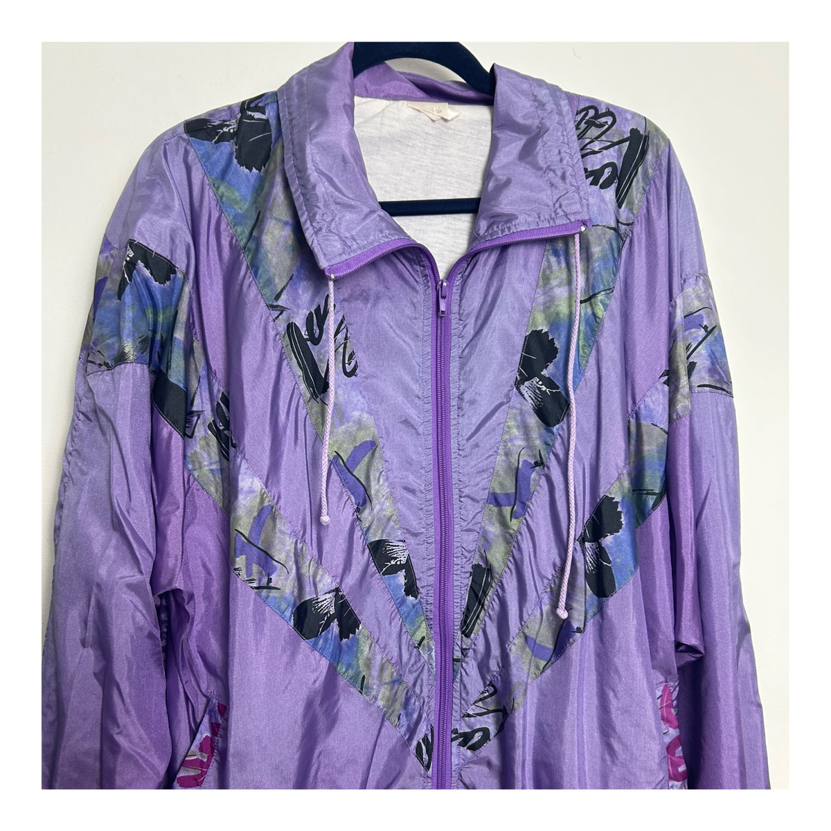 Vintage 1980s Up To Size 16 Lilac Patterned Shell Suit Jacket/Windbreaker