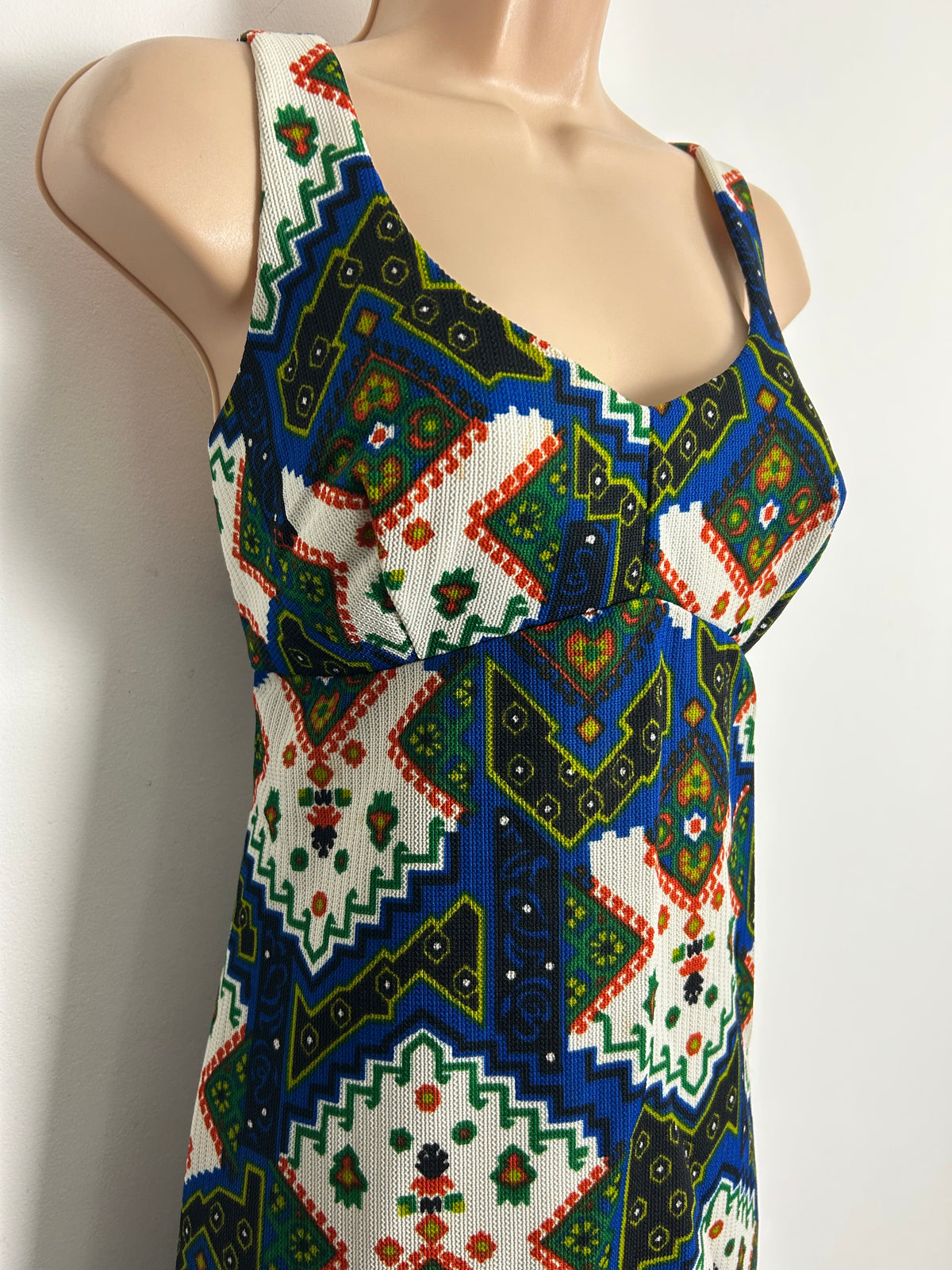 Vintage 1970s Size 10-12 Blue Green Red & White Abstract Print Maxi Dress