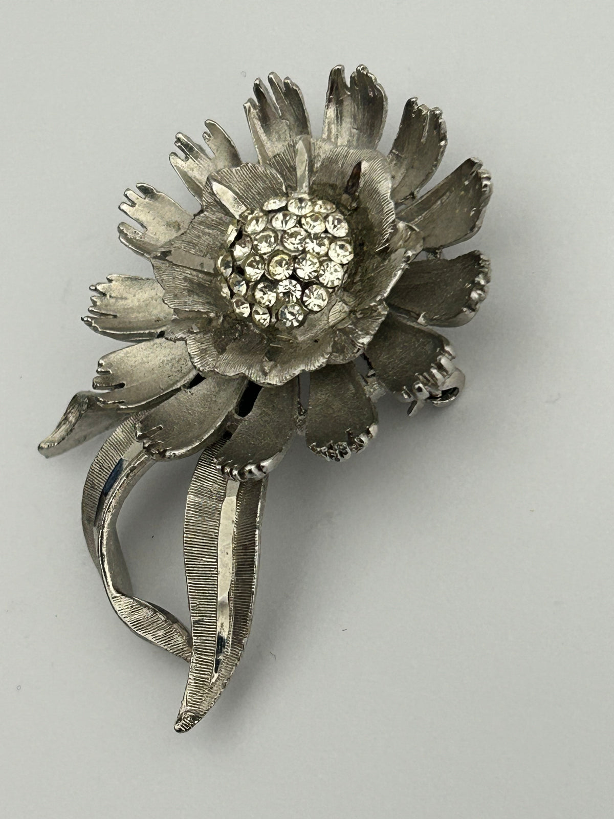Vintage Large Silver Tone Base Metal Diamante Set Flower Pin Brooch