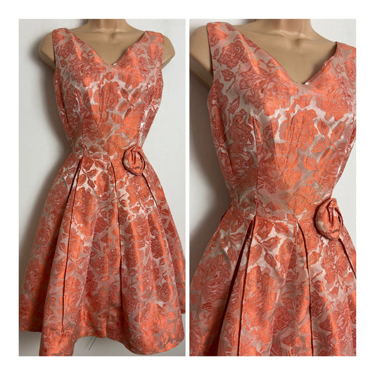 Vintage 1950s Size 6 Dark Coral Floral Pattern Jacquard Pleated Party Prom Dress