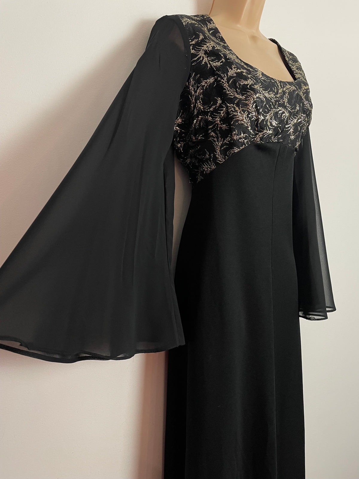 Vintage 1970s UK Size 8 Black & Metallic Gold Flared Sleeve Xmas Party Occasion Evening Maxi Dress
