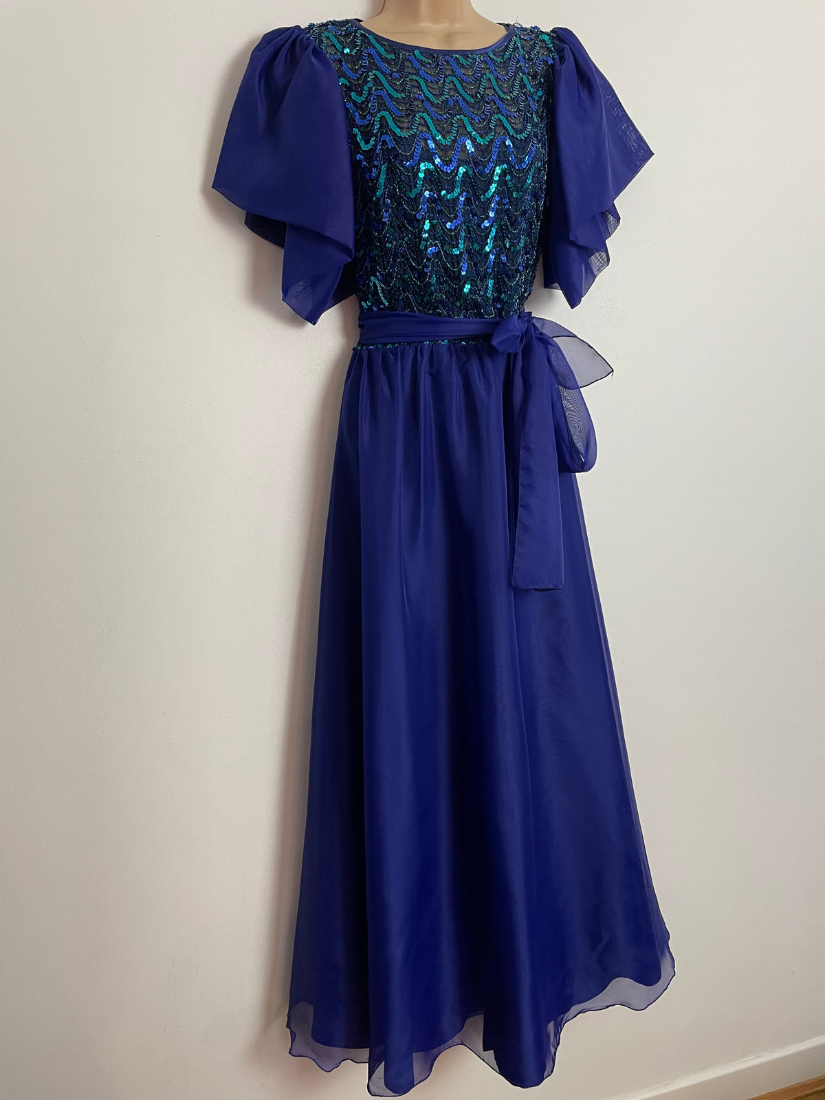 Vintage 1980s VERA MONT UK Size 8 Purpley Blue Sequin & Braid Trim Tulip Sleeve Occasion Evening Maxi Dress