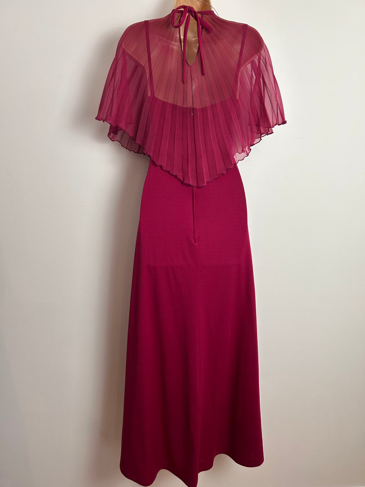 Vintage 1970s Size 12 Pretty Raspberry Pleated & Lace Cape Sleeve Boho Maxi Dress