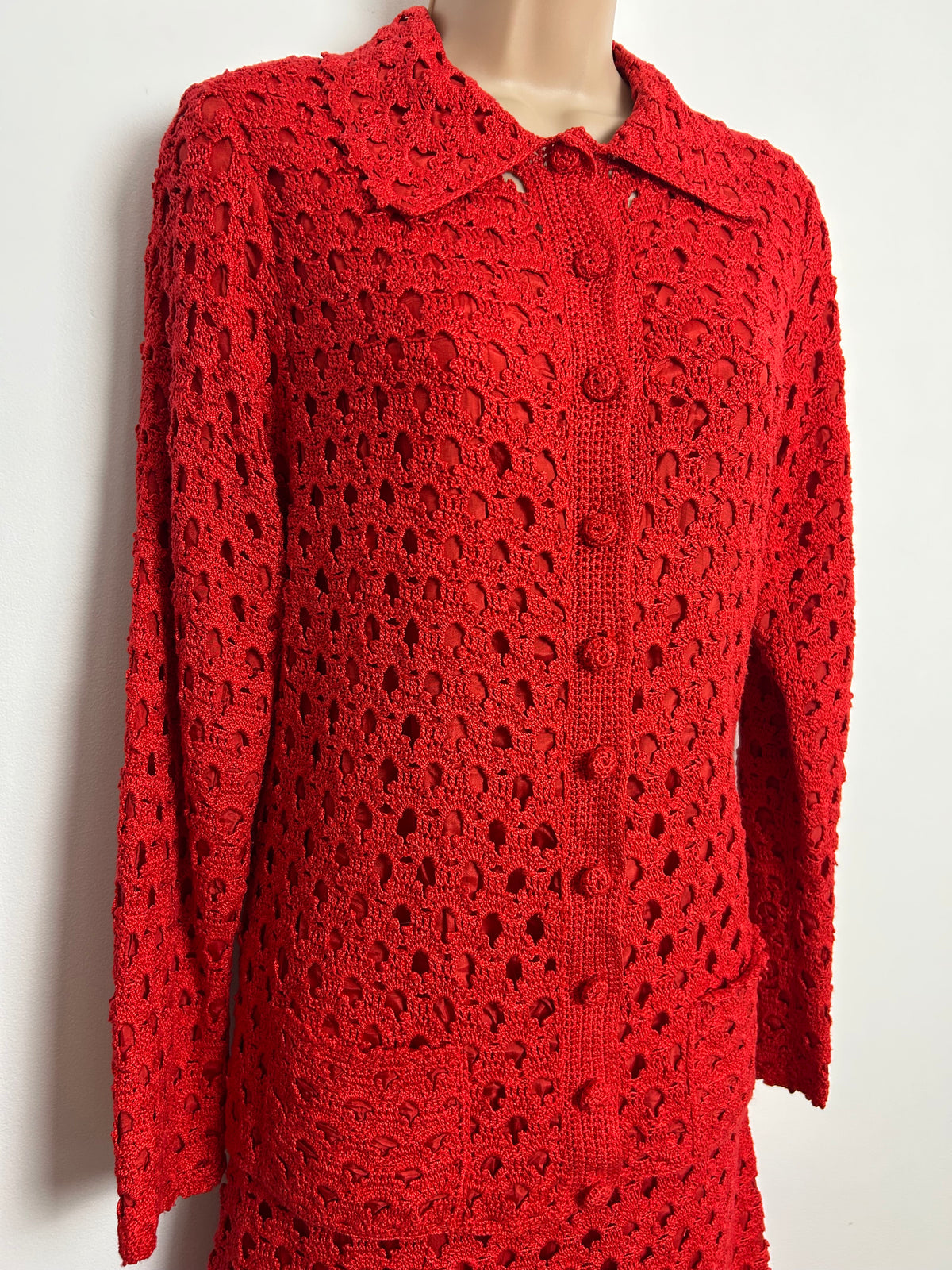Vintage 1960s VERY RARE KLESHIE BELLMAN Size 12 Hand Made 100% Wool Red Crochet Skirt Suit