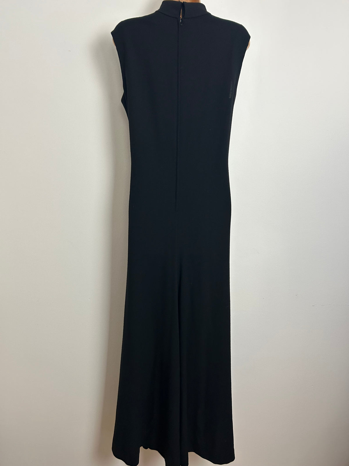 Vintage 1970s JAEGER Size 12-14 Black 100% Wool Sleeveless Scarf Neck Occasion Maxi Dress