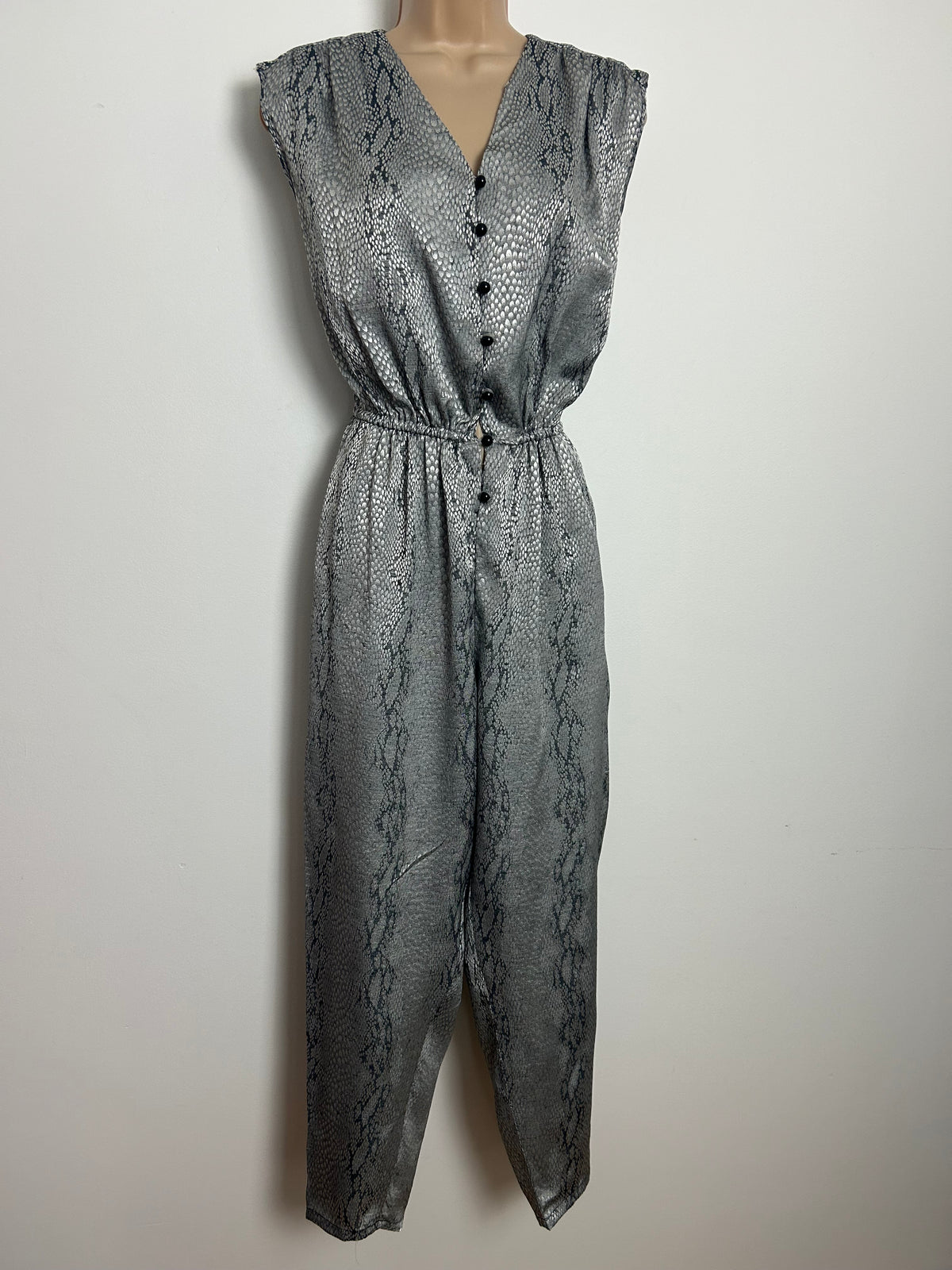 Vintage 1980s Size 8-10 Shimmery Silver & grey Snake Skin Print Cropped Tapered Leg Jumpsuit