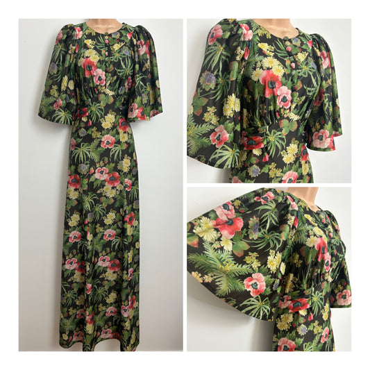 Vintage 1970s Size 8 Black Green & Pink Floral Print Flutter Short Tie Back Maxi Dress