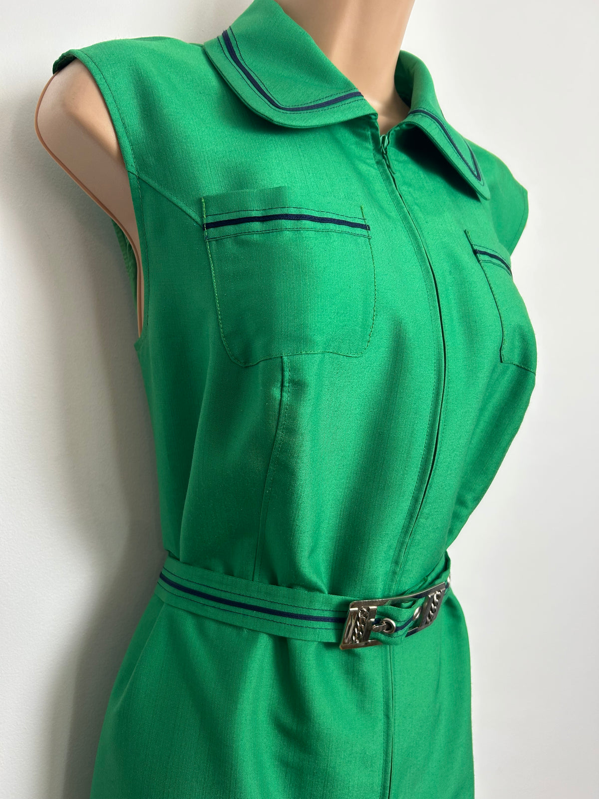 Vintage 1970s Size 14-16 Green & Black Braid Trim Pocket Detail Belted Mod Dress