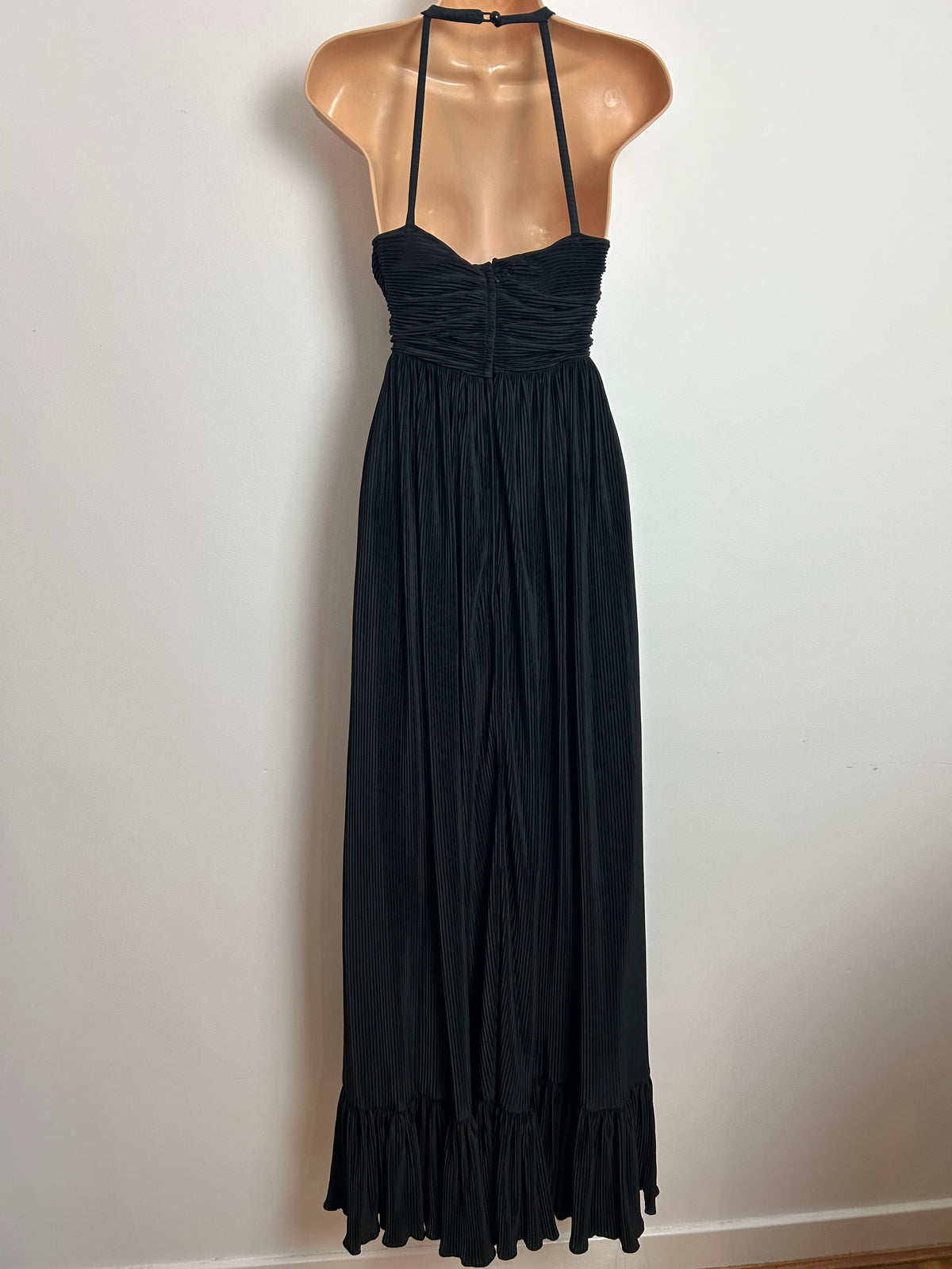 Vintage 1970s Size 8 Black Plisse Pleated Halter Open Back Empire Line Occasion Maxi Dress