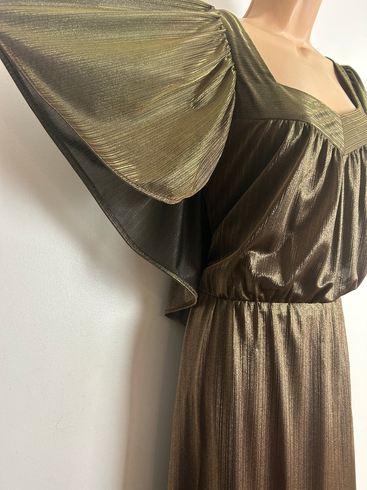 Vintage 1970s Size 14 Dark Shimmery Gold Cape Sleeve Occasion Maxi Dress