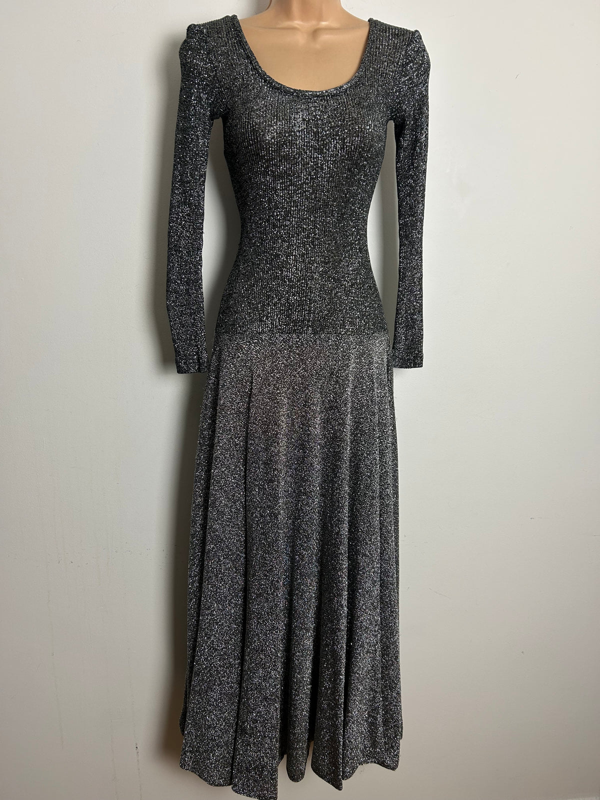 Vintage 1970s JOHN MARKS Up To Size 10 Black Silver Lurex Long Sleeve Evening Maxi Dress