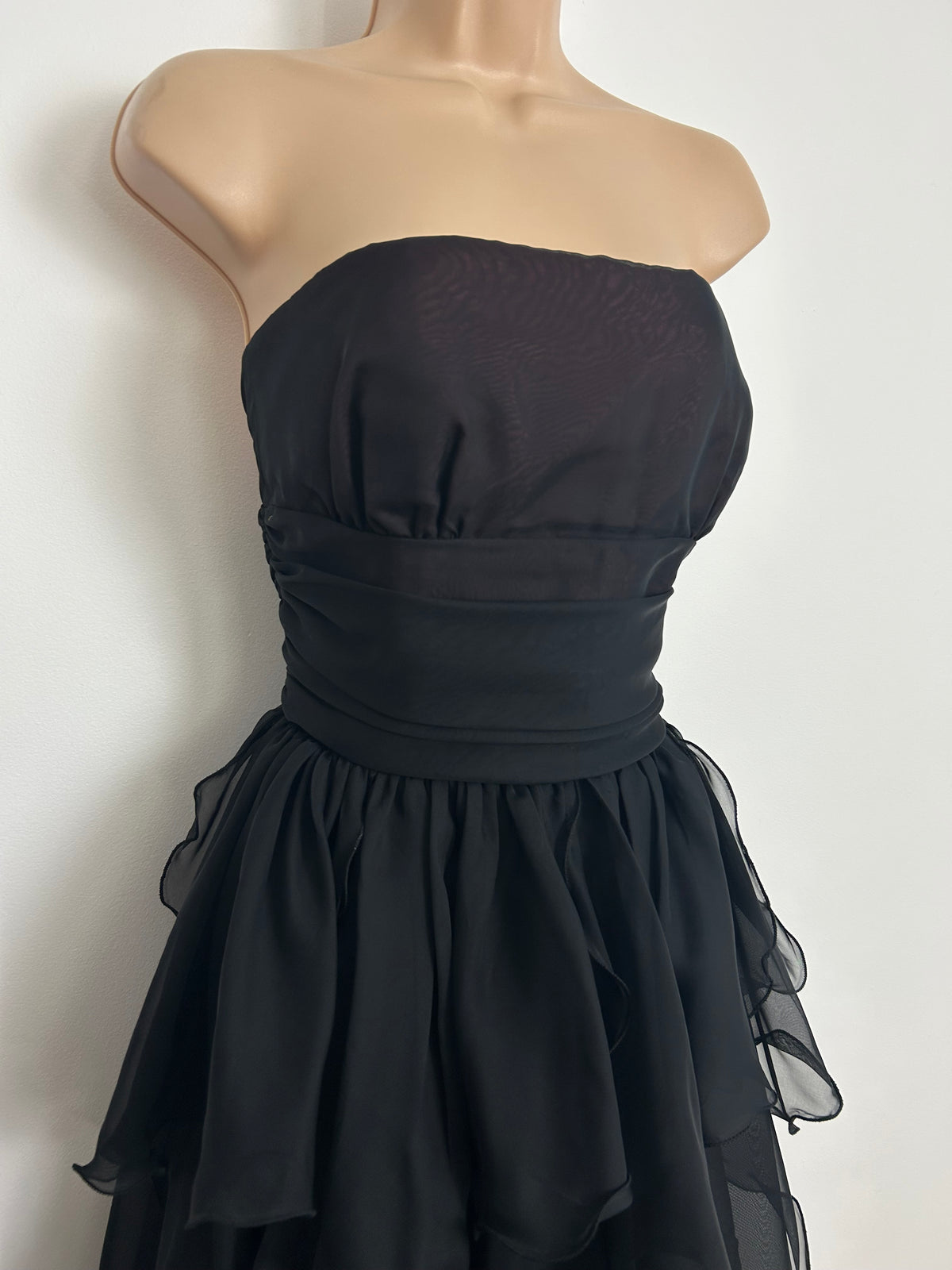 Vintage Early 1980s FRANK USHER Size 10 Black Strapless Layered Evening Cocktail Occasion Dress