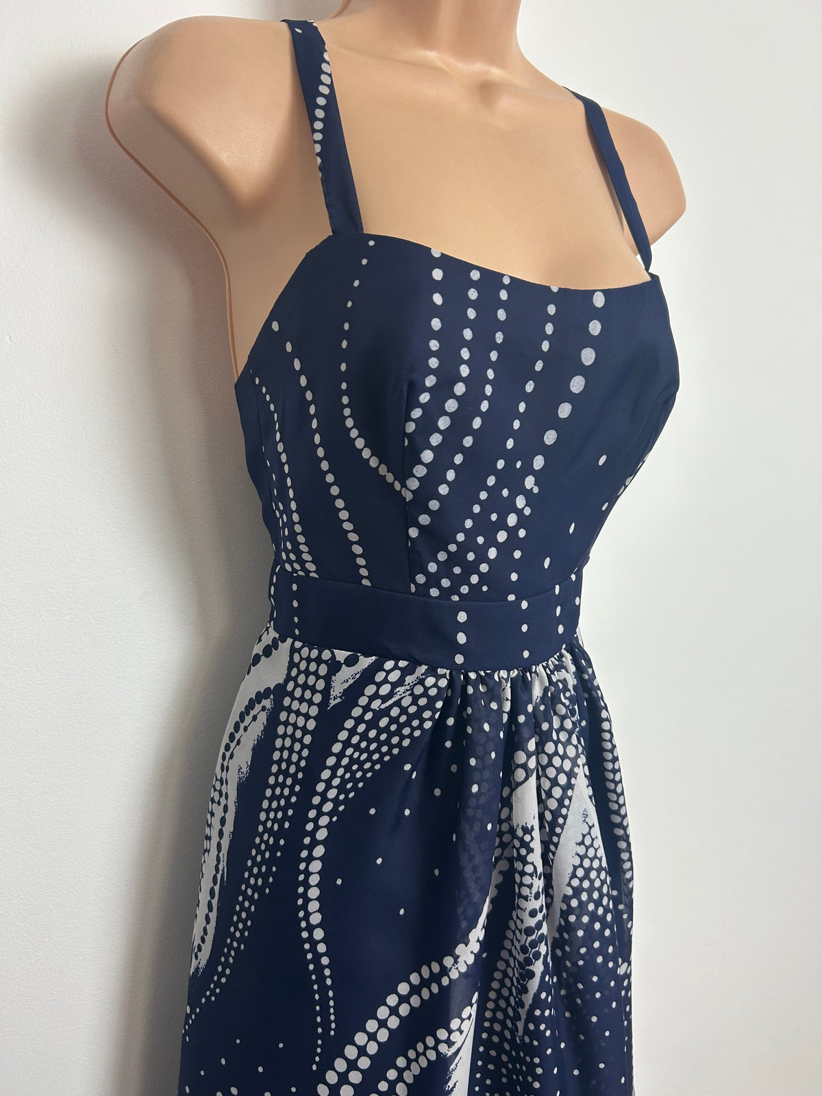 Vintage 1970s Size 6 Navy Blue & White Spotty Print Cross Strap Summer Occasion Maxi Dress