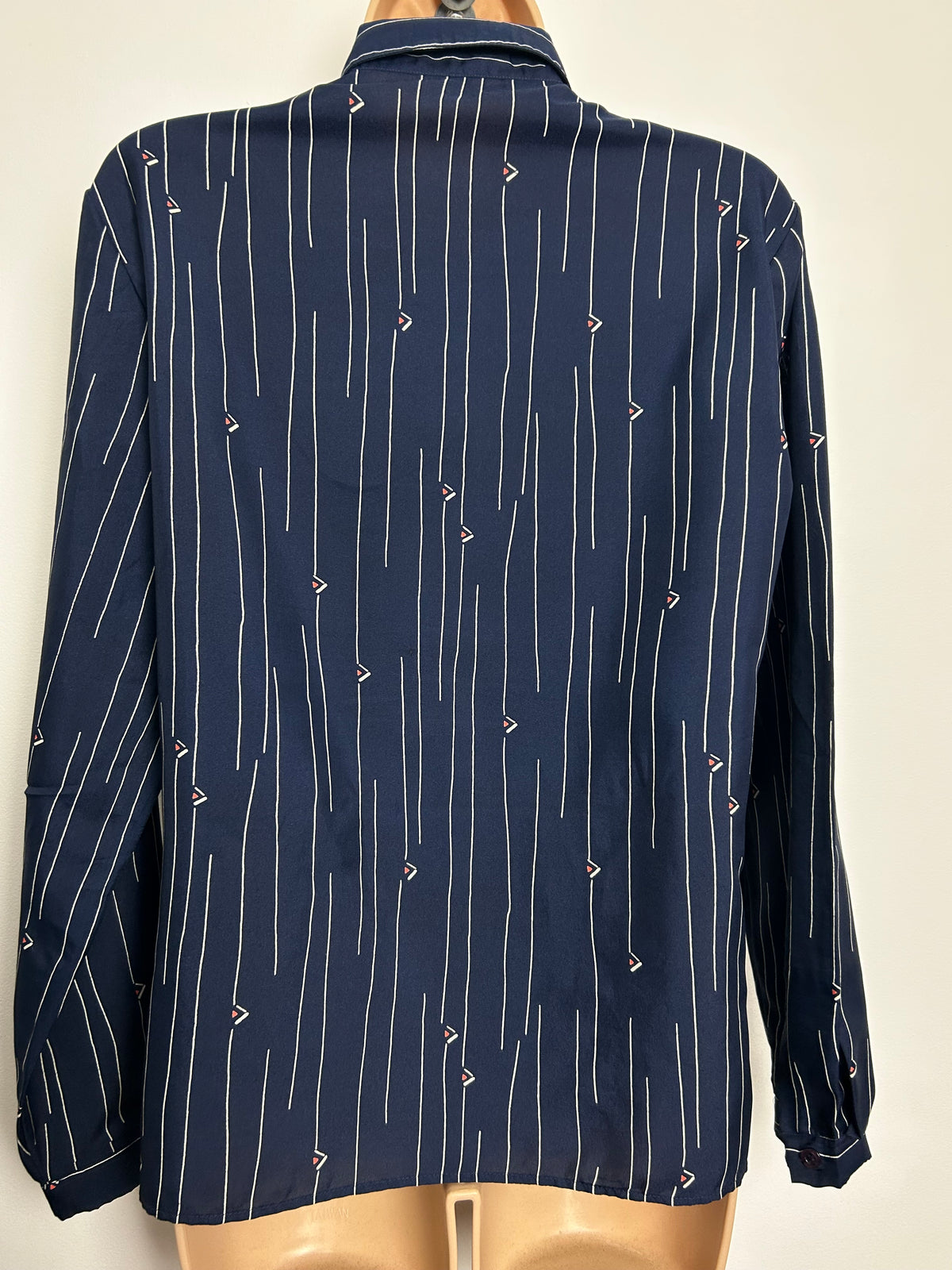 Vintage 1970s MISS HELEN PARIS Size 14 Navy Blue Stripe Geo Print Long Sleeve Shirt