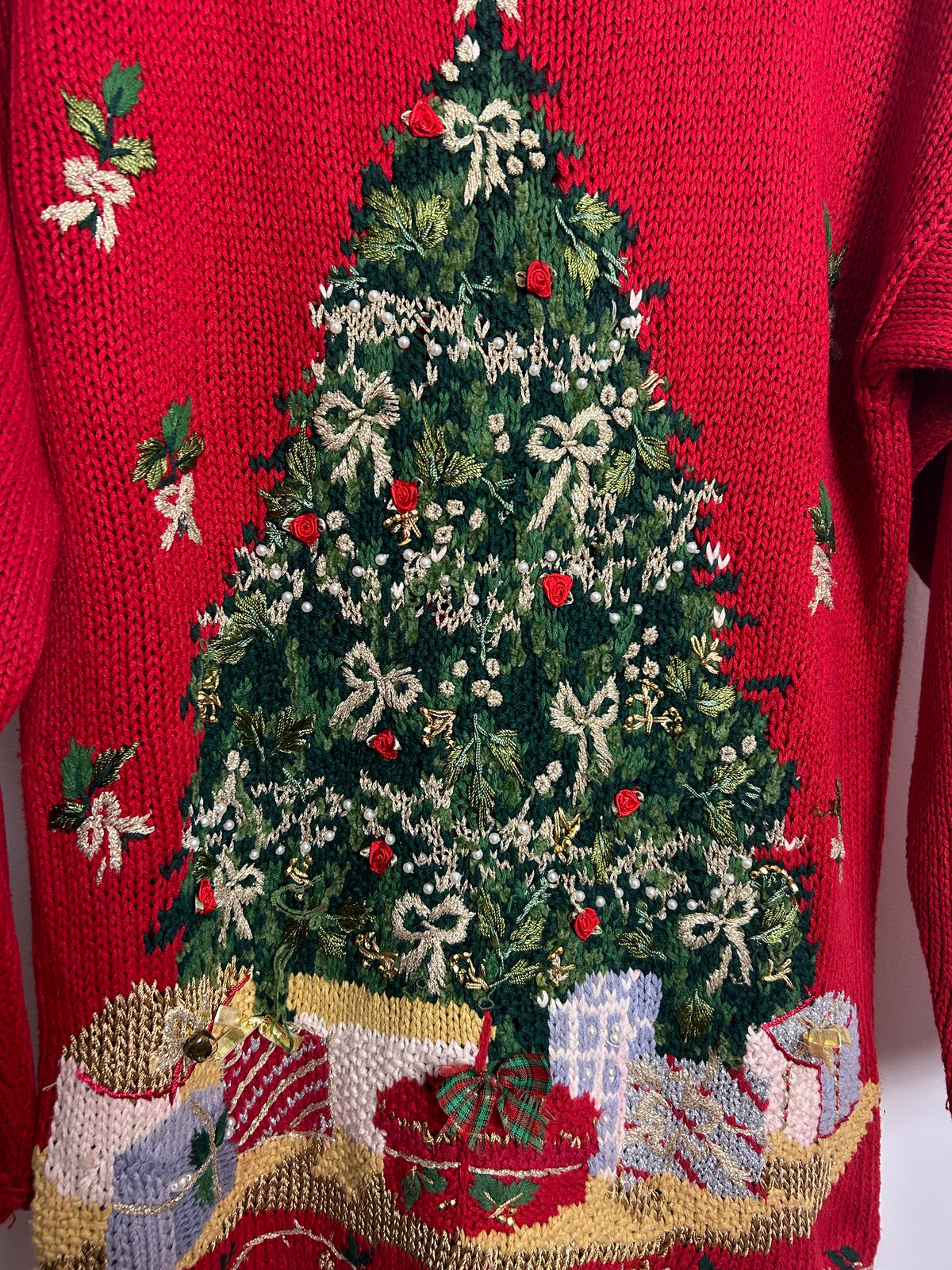 Vintage 1998 TIARA Petites Size M 12-14 Traditional Red Festive Christmas Tree Novelty Jumper