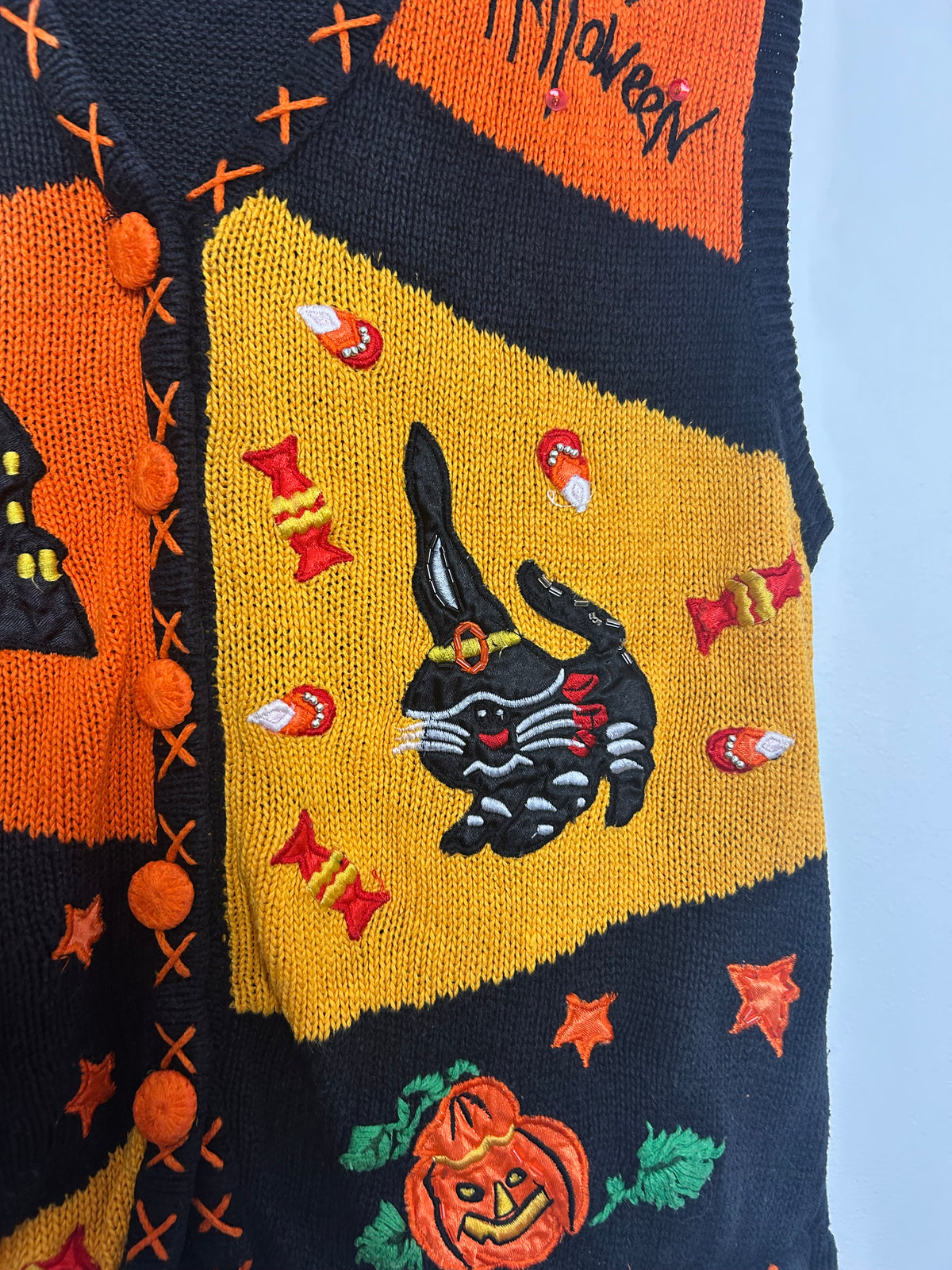 American Vintage Size M (12-14) Fab Halloween Applique Embroidered Novelty Print Sweater Vest