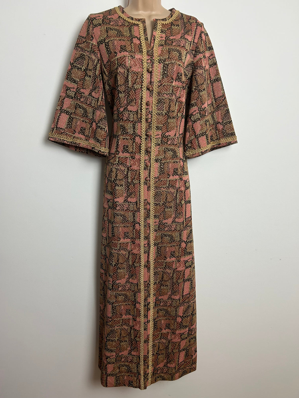 Vintage 1970s MISS JEANNIE Size 12 Pink Brown & Gold Abstract Lurex Polyester Kaftan Style Maxi Dress