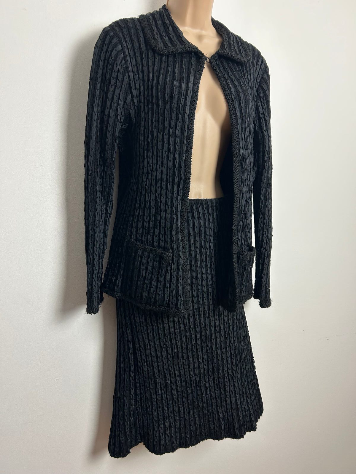 Vintage 1905s VERY RARE KLESHIE BELLMAN Size 12-14 Hand Made 100% Wool Black Skirt Suit With Two Jackets