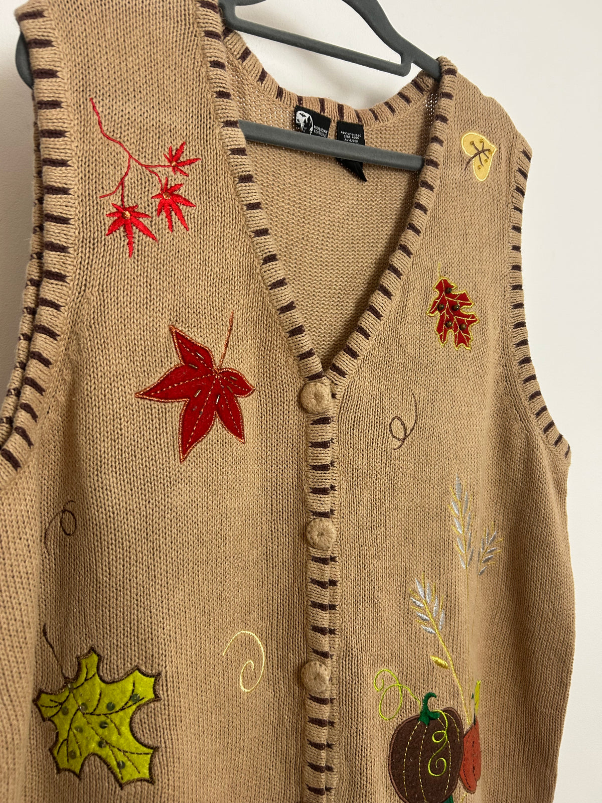 American Vintage 1990s Beige Autumnal Leaf & Pumpkin Applique Vest Waistcoat Cardigan 14-16