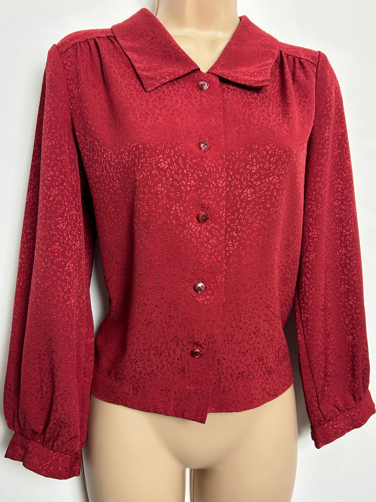 Vintage 1980s Size 12-14 Dark Red Ditsy Pattern Viscose Long Sleeve Blouse