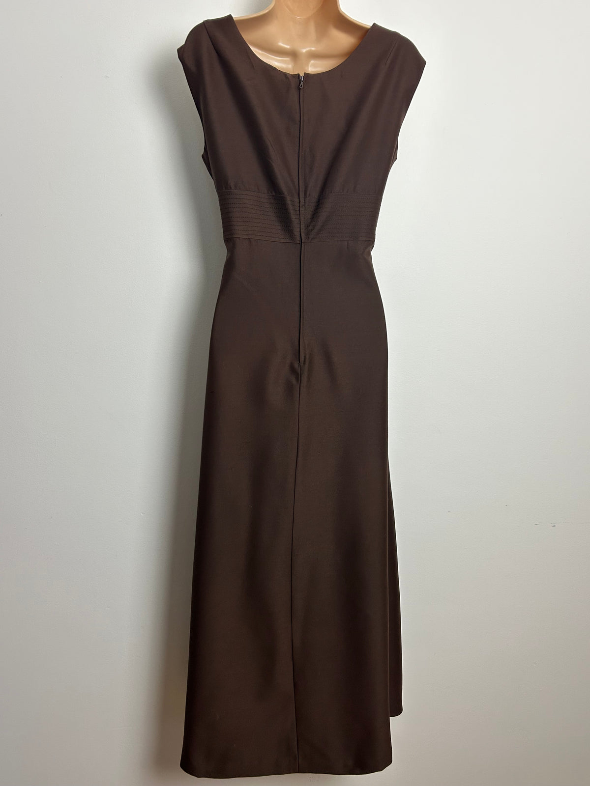 Vintage 1960s HEKO LE SIGNE DE PARIS Size 12 Brown Sleeveless Stitch Detail Maxi Dress